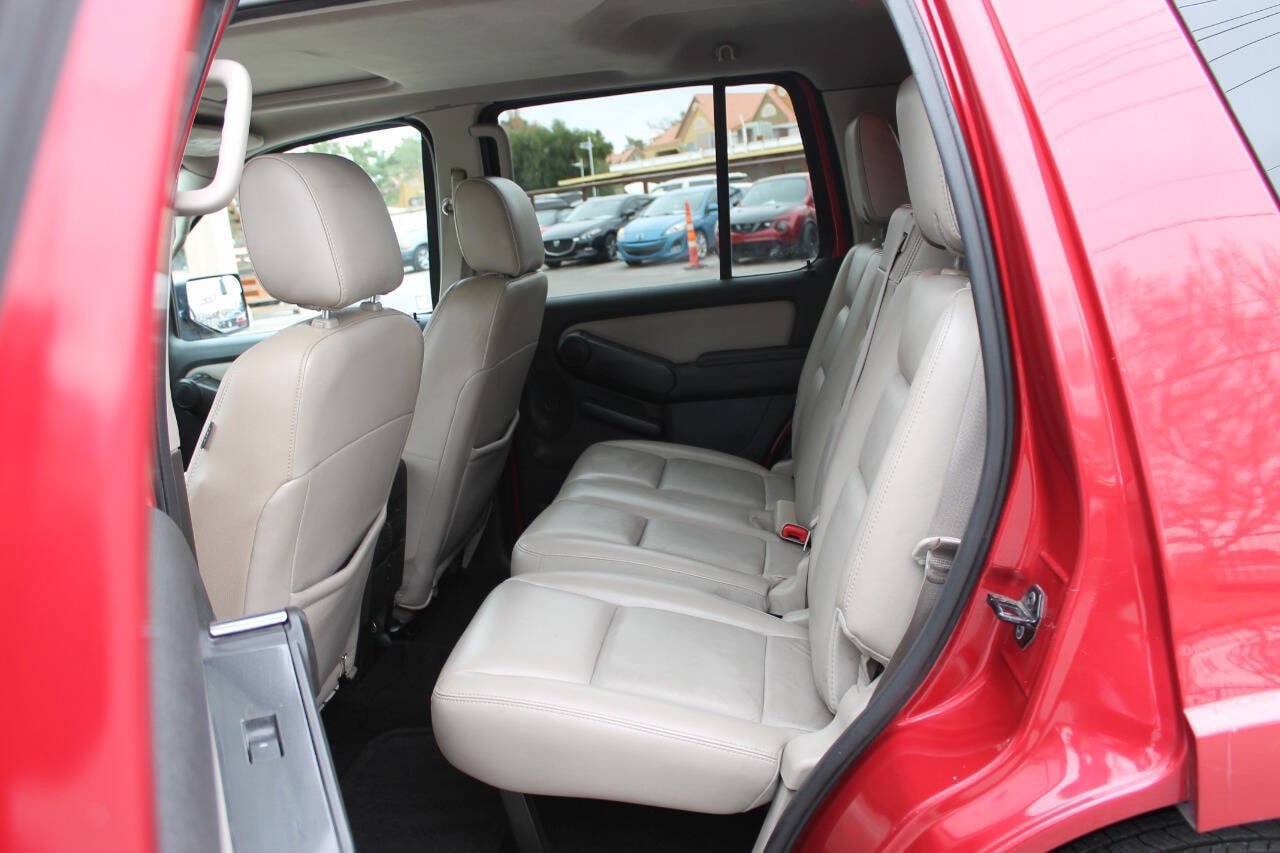 Used 2008 Ford Explorer XLT AWD/4WD image 28