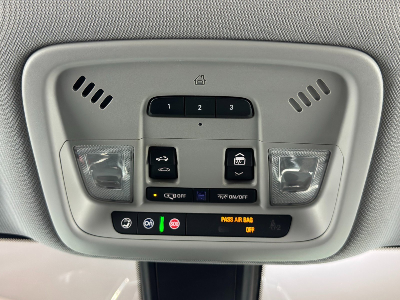 Used 2017 Chevrolet Malibu Premier w/ Premier Sun and Wheel Package image 29