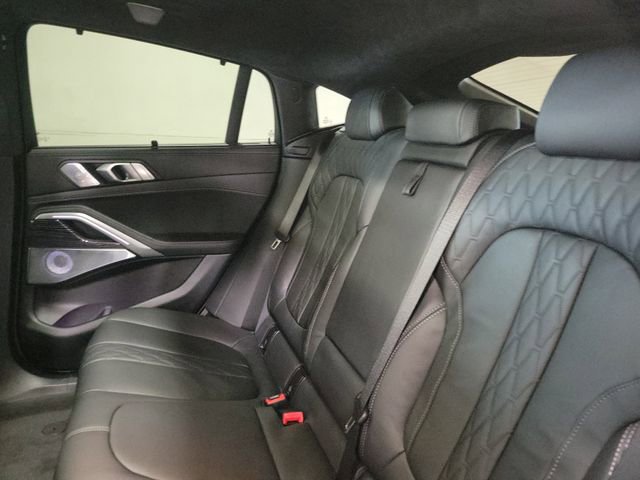 Used 2025 BMW X6 M60i image 29