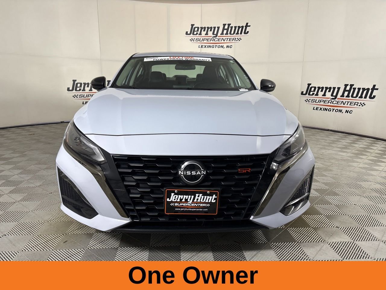 Used 2023 Nissan Altima 2.5 SR image 3