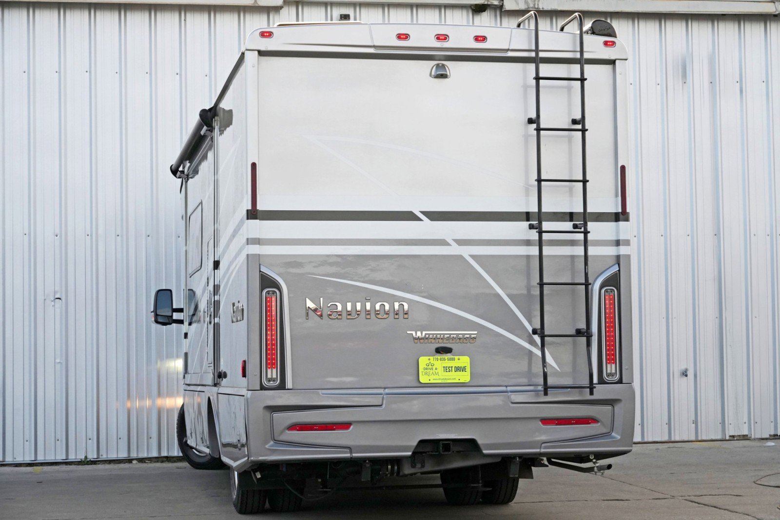 Used 2021 Mercedes-Benz Sprinter 3500 w/ Acoustic Package image 6