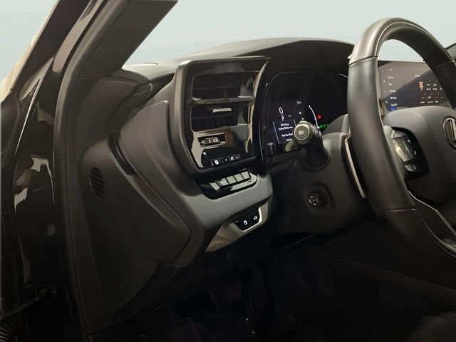 Used 2024 Lexus RX 350h AWD/4WD image 31