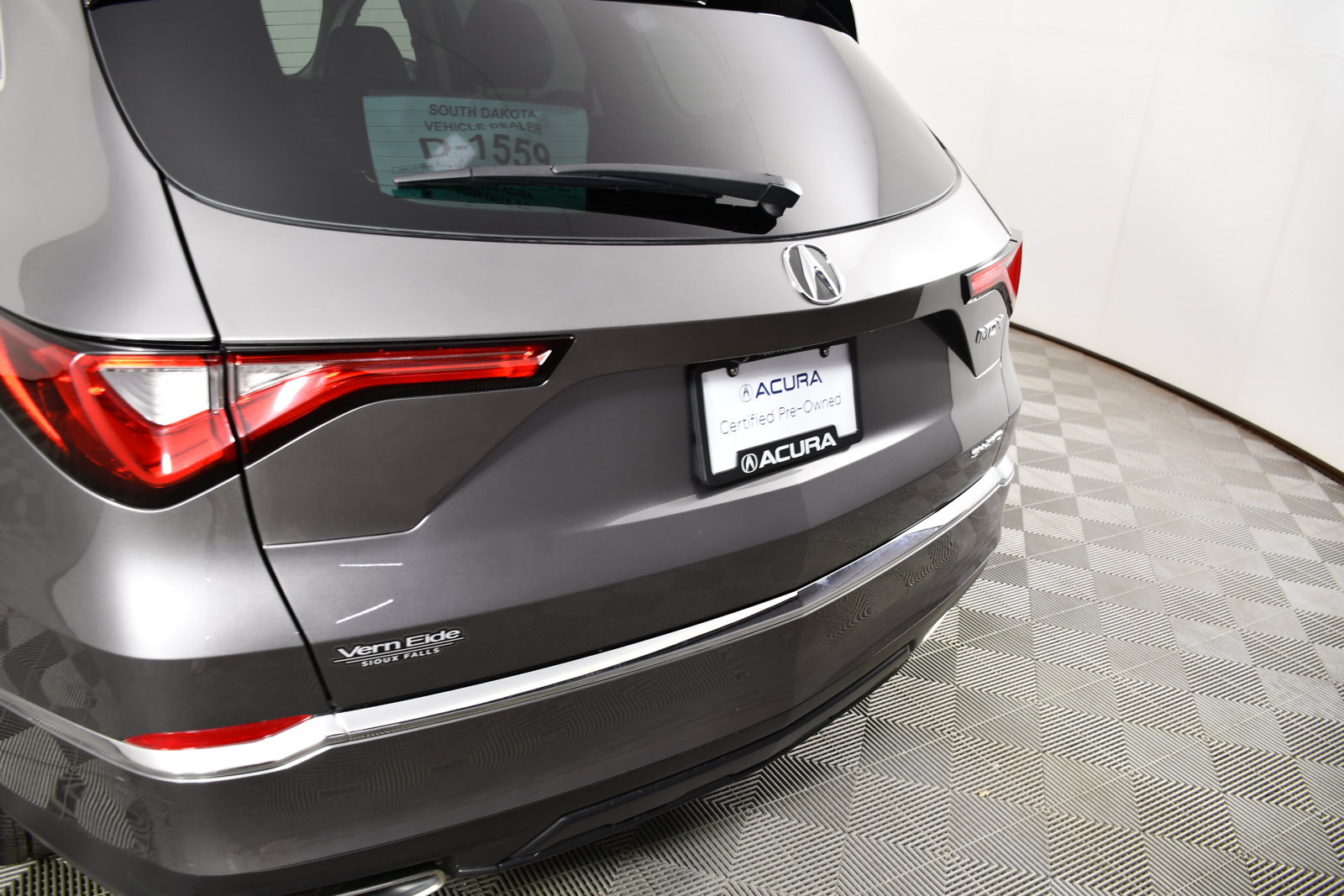 Certified 2024 Acura MDX SH-AWD image 15