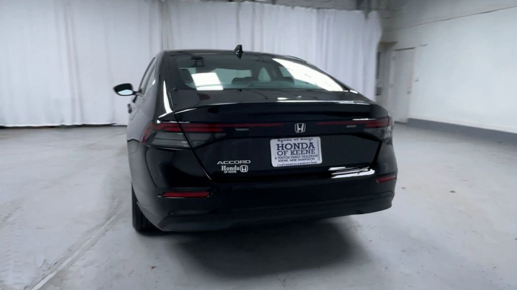 Used 2025 Honda Accord LX image 7