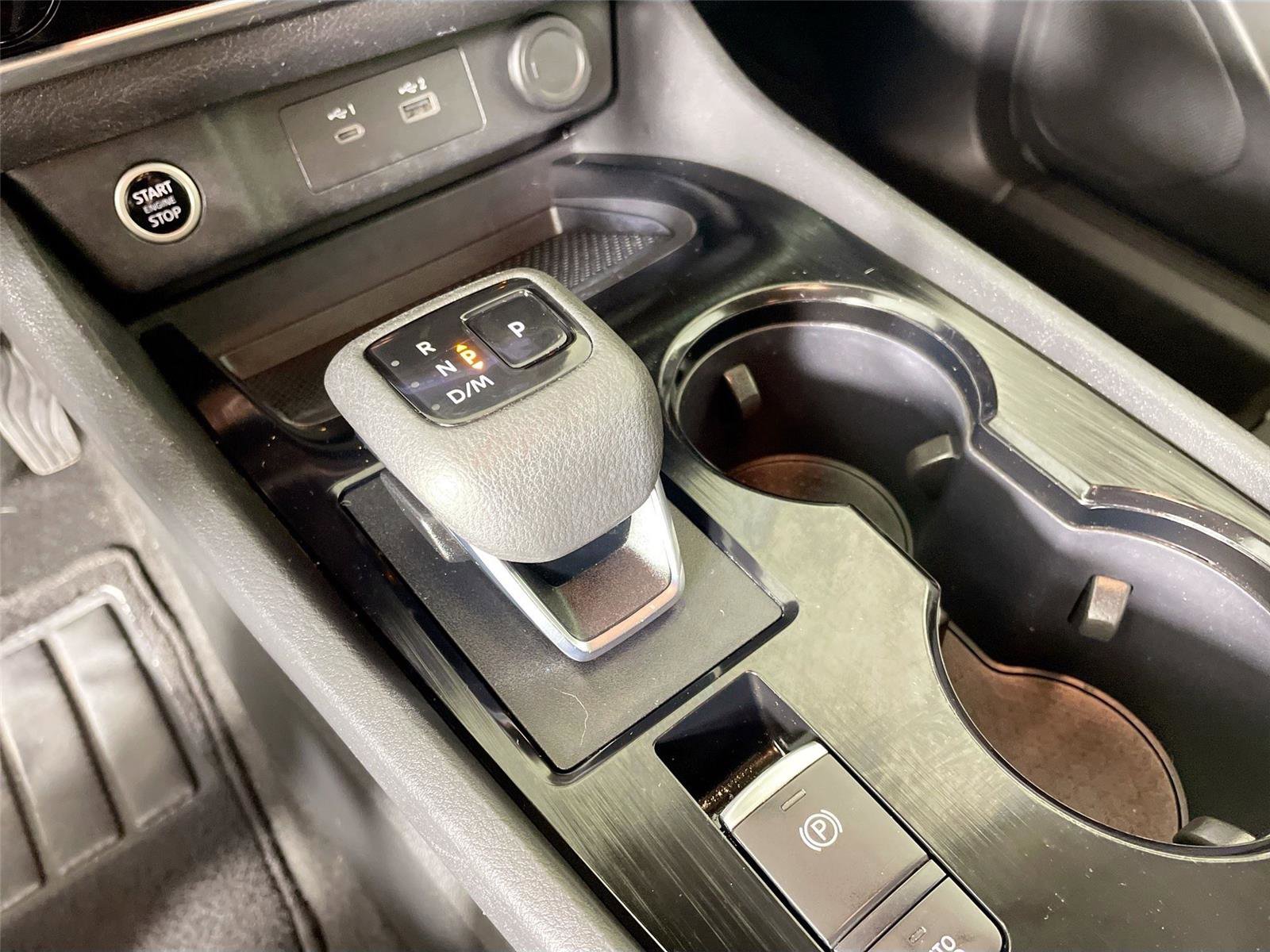 Used 2023 Nissan Rogue S AWD/4WD image 15