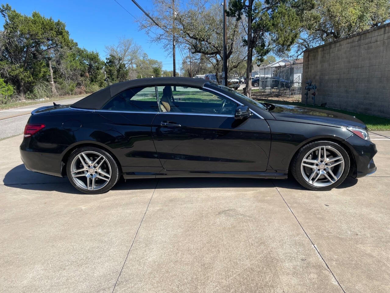 Used 2014 Mercedes-Benz E 550 Cabriolet image 14