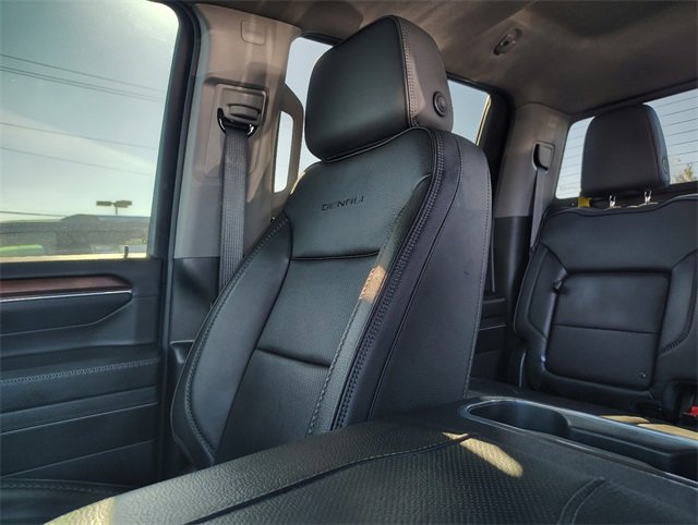 Used 2024 GMC Sierra 2500 Denali w/ Denali Reserve Package image 29