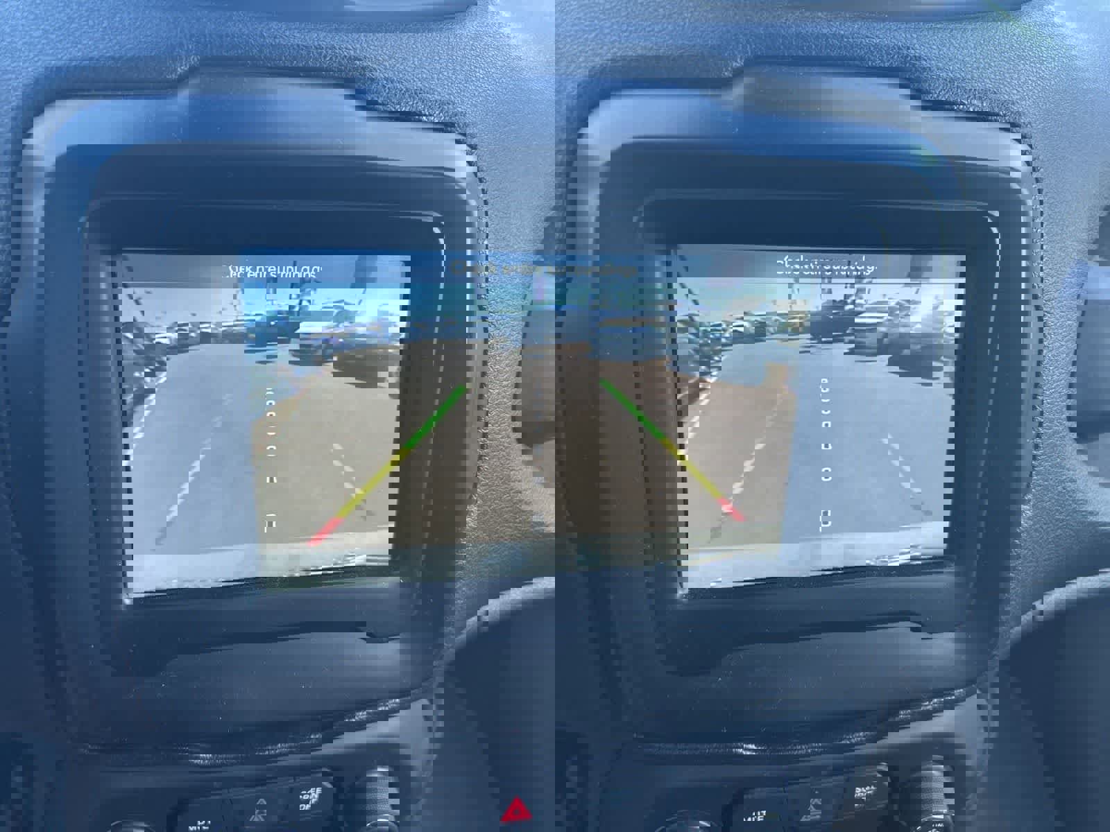 Used 2018 Jeep Renegade Latitude image 29