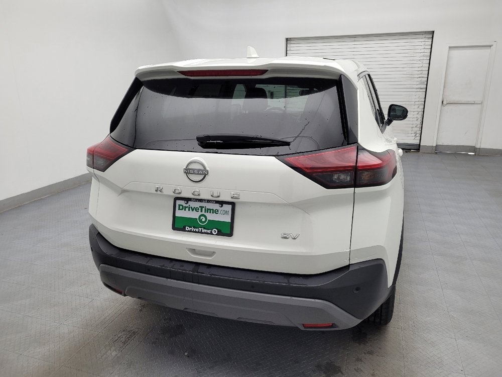 Used 2023 Nissan Rogue SV image 7