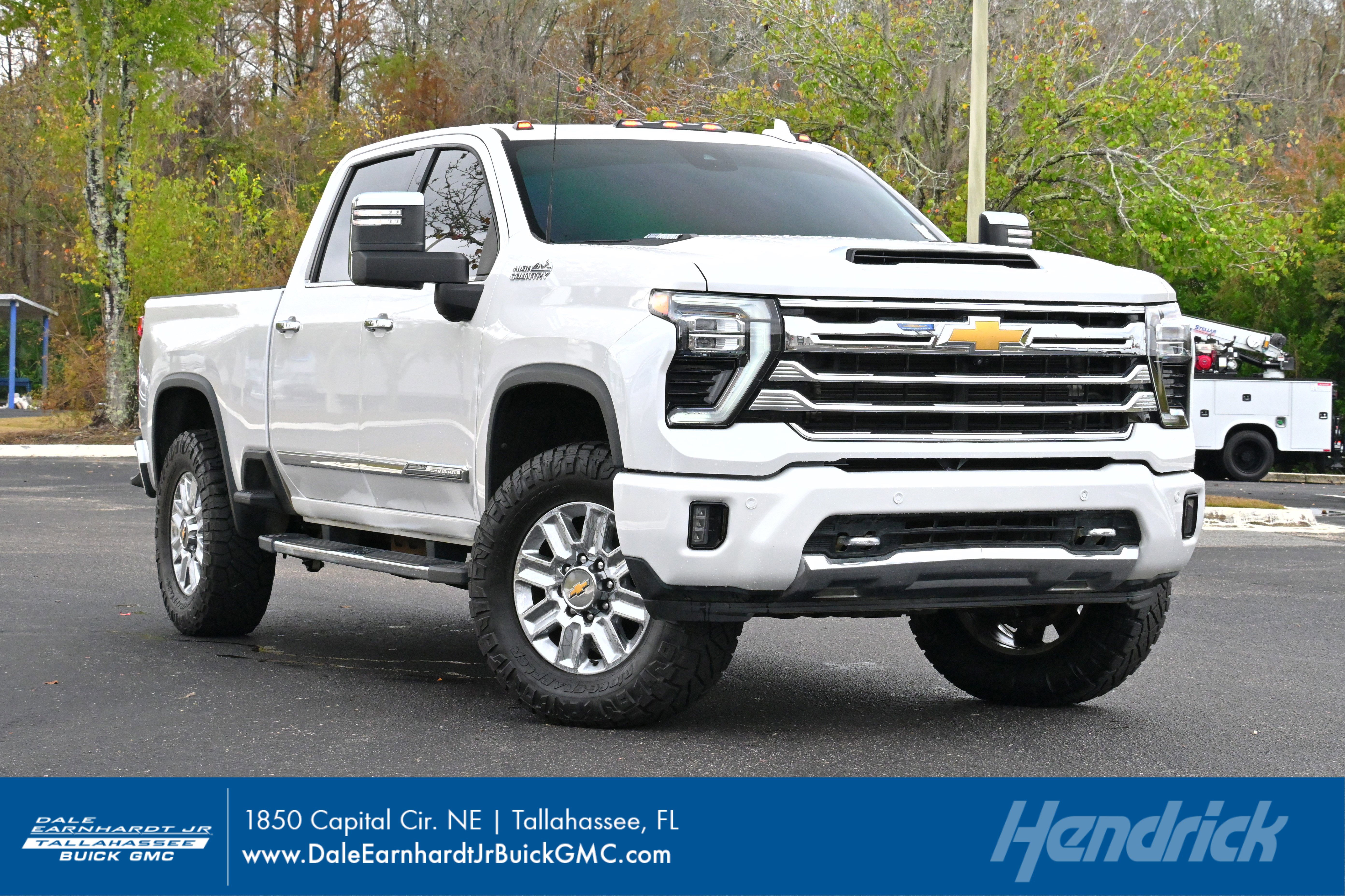 Used 2024 Chevrolet Silverado 2500 High Country w/ High Country Premium Package image 1