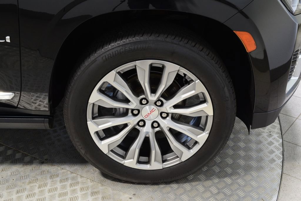 Used 2023 GMC Yukon Denali image 39