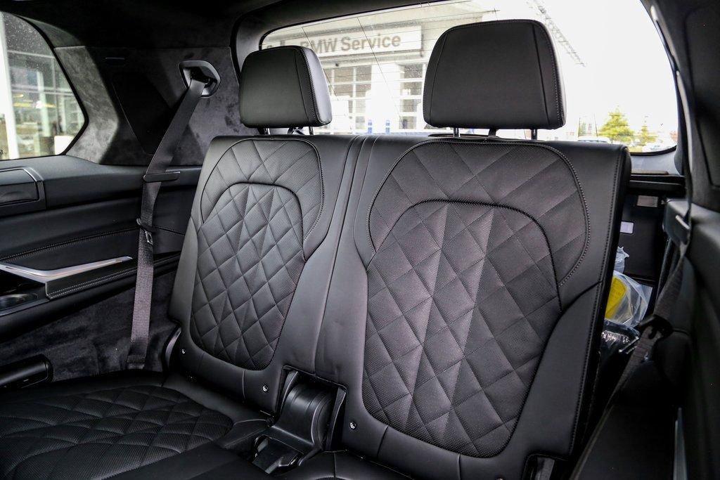 New 2026 BMW X7 xDrive40i image 26