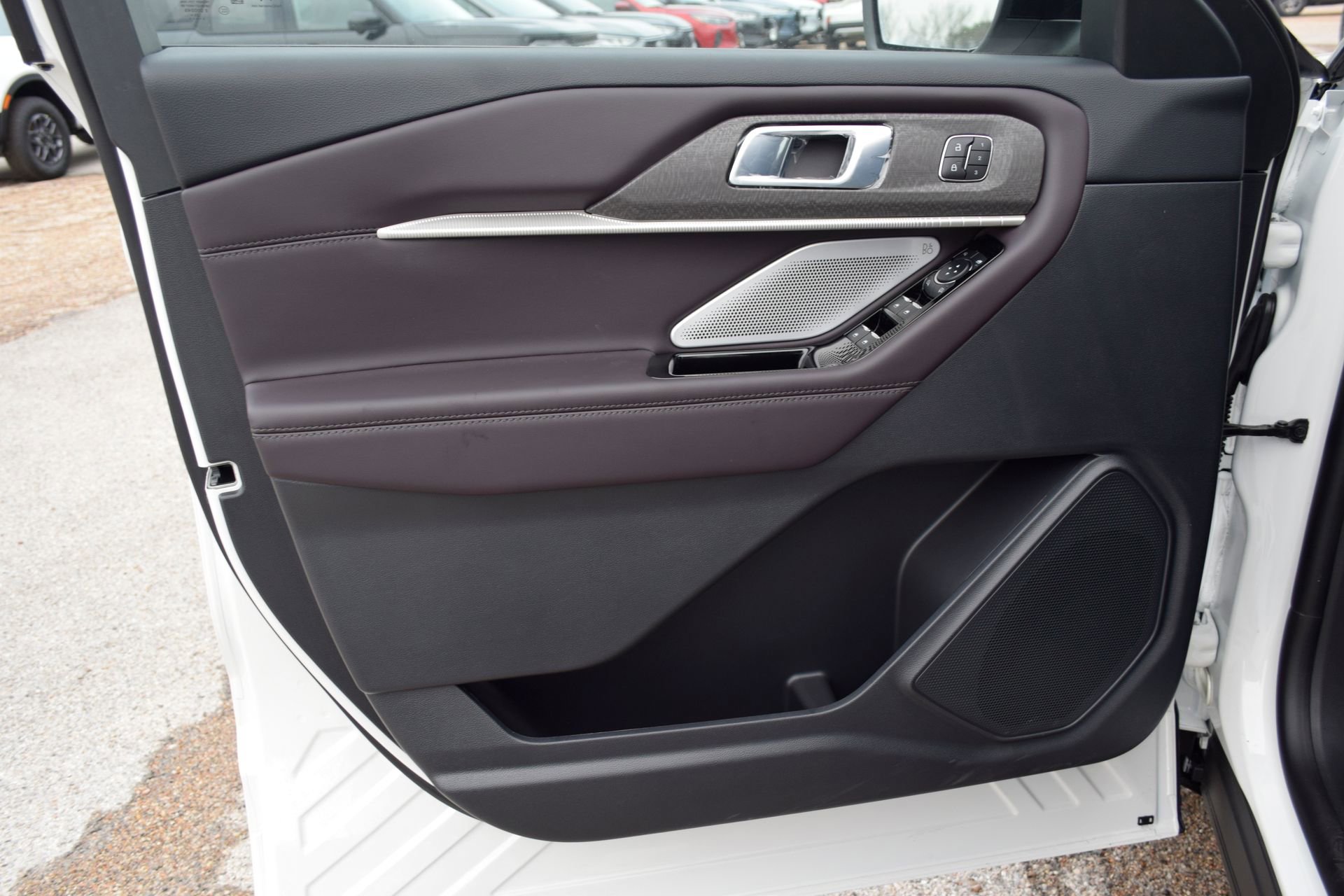 New 2026 Ford Explorer Platinum image 19