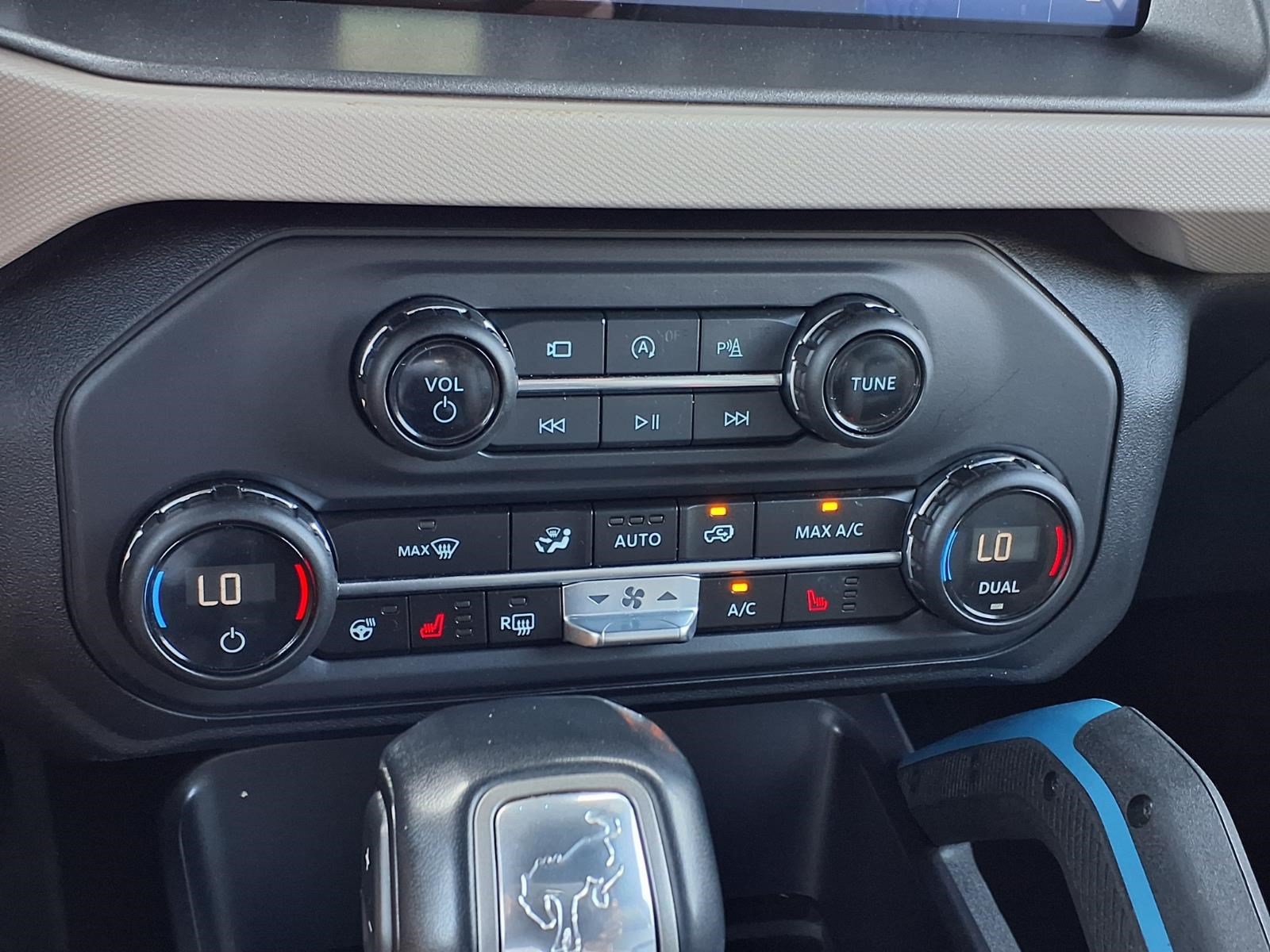 Used 2024 Ford Bronco Wildtrak AWD/4WD image 17