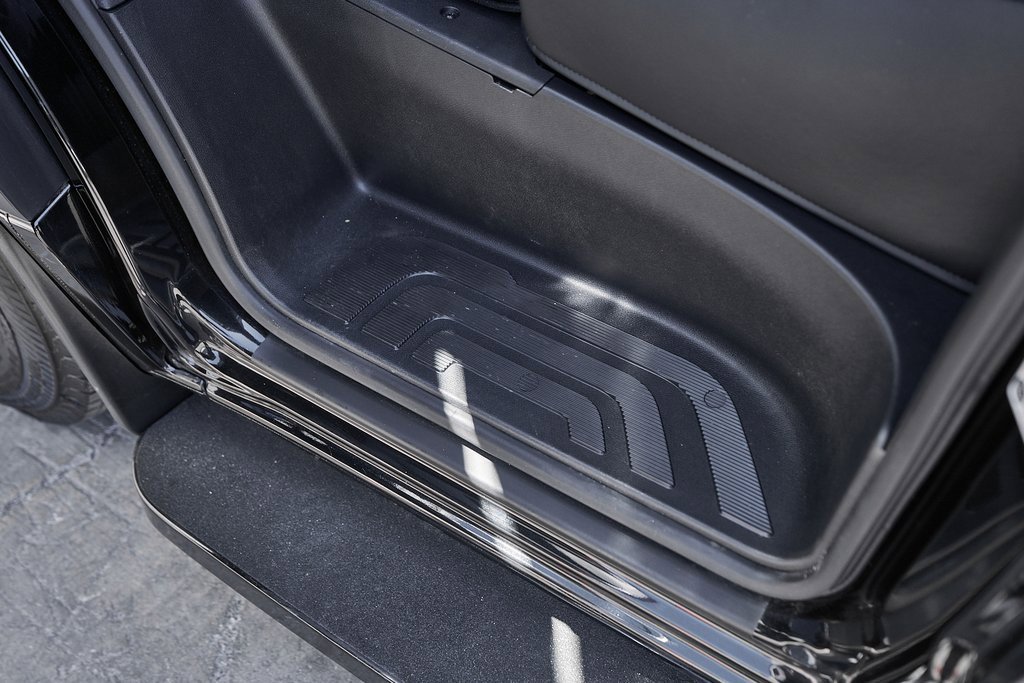 Used 2024 Mercedes-Benz Sprinter 3500 w/ Parking Package image 33