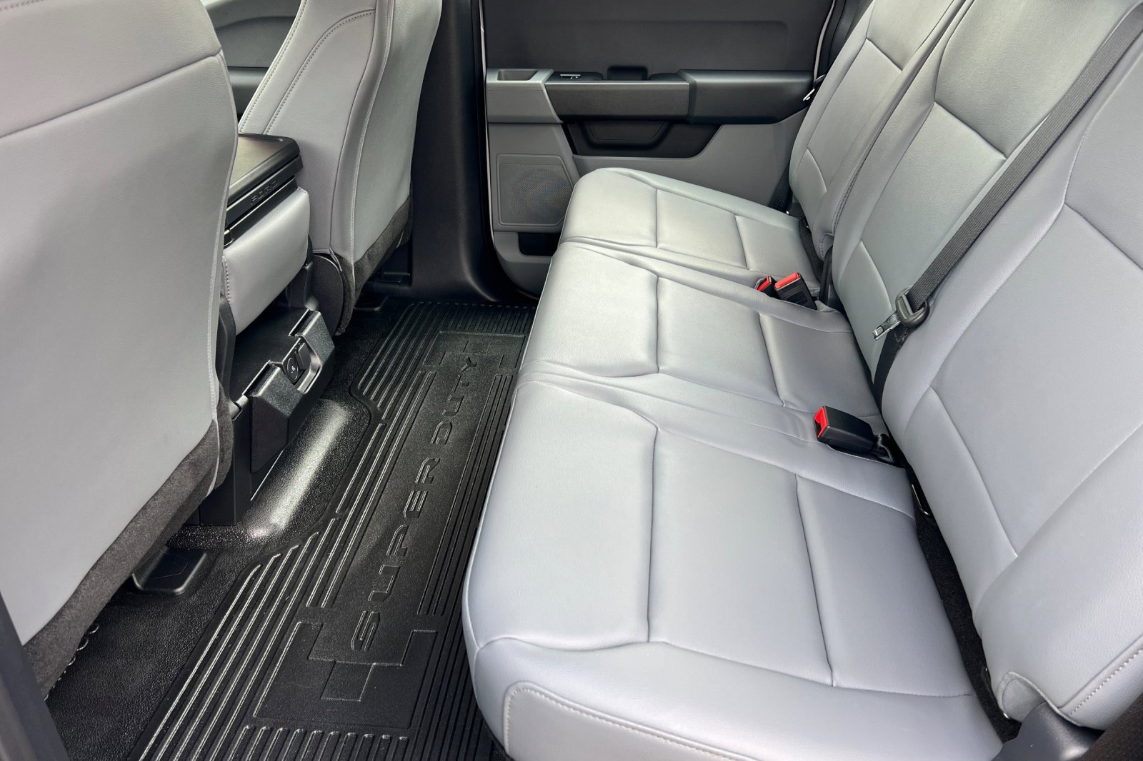 New 2026 Ford F250 XL w/ XL Chrome Package image 12