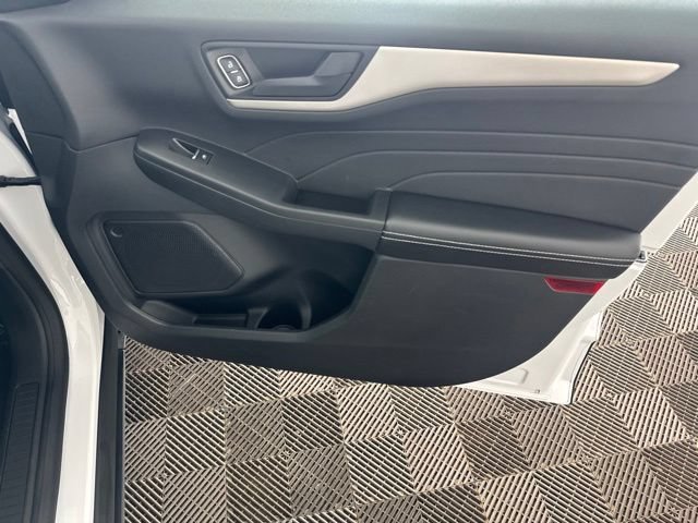 Used 2022 Ford Escape S AWD/4WD image 21