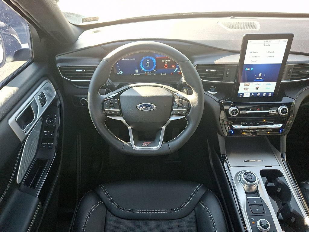 Used 2023 Ford Explorer ST w/ Equipment Group 401A AWD/4WD image 13