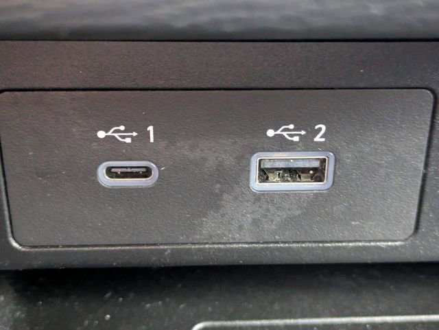 Used 2024 Mitsubishi Outlander SE image 25