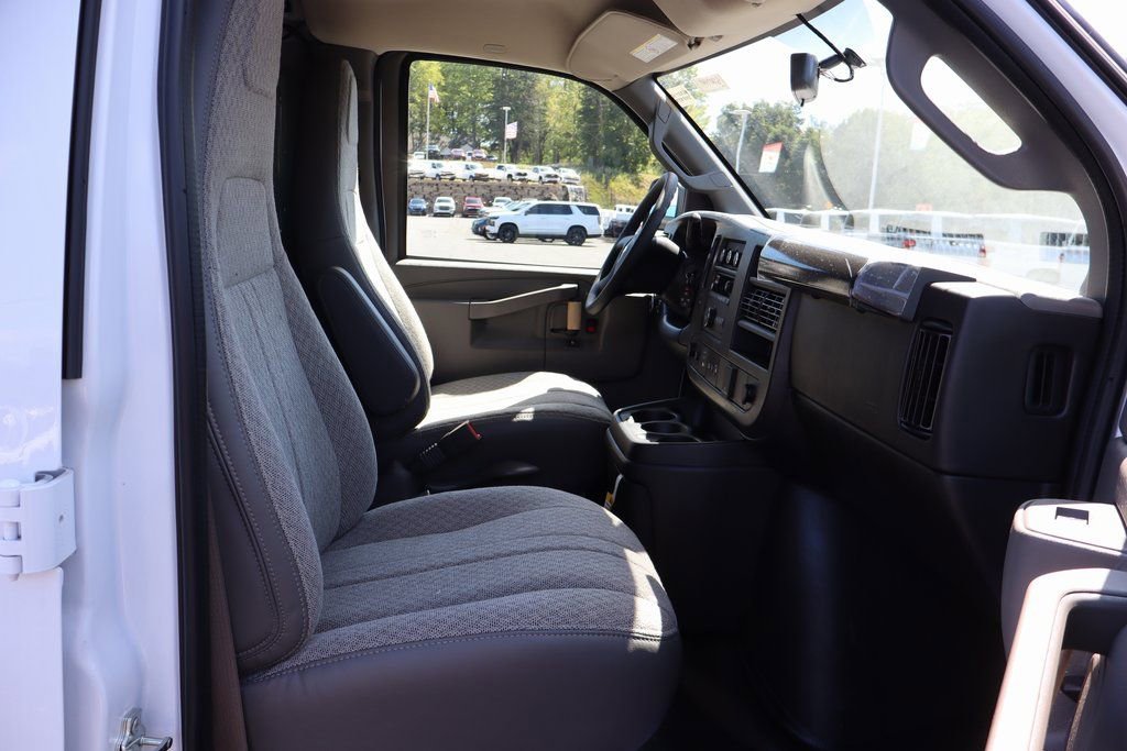 New 2025 Chevrolet Express 2500 w/ Driver Convenience Package image 20