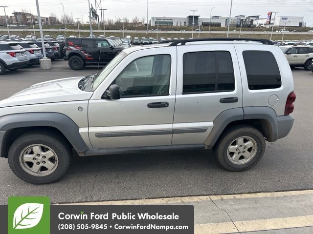 Used 2005 Jeep Liberty Sport image 10