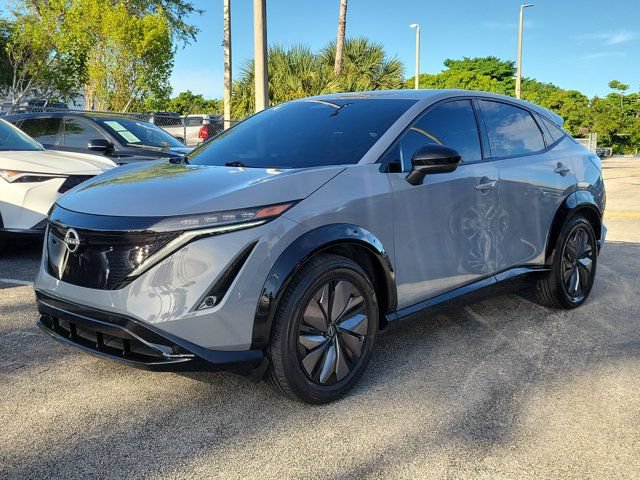 Used 2024 Nissan Ariya AWD image 2