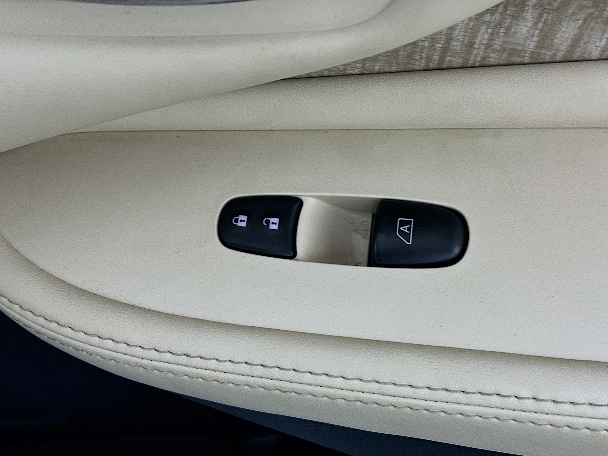 Used 2021 Nissan Murano SV w/ Cargo Package FWD image 29
