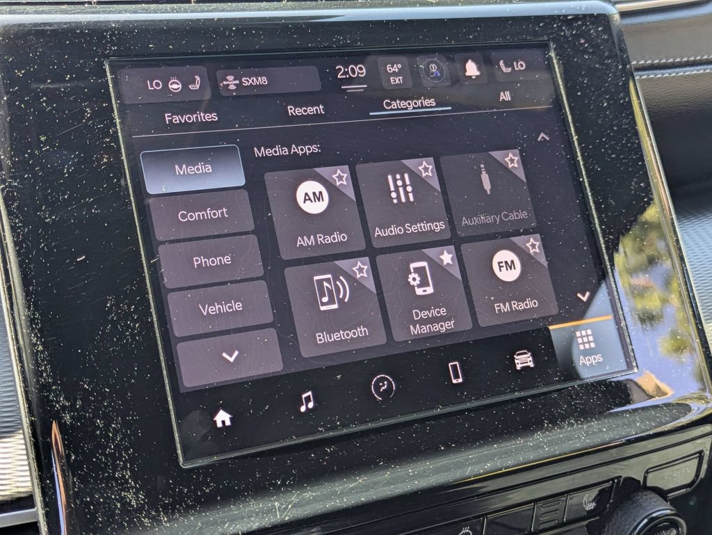 Used 2025 Jeep Grand Cherokee Altitude AWD/4WD image 21