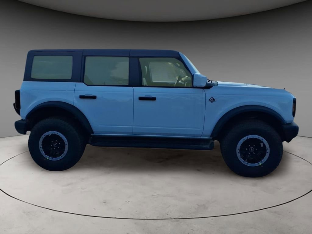 New 2026 Ford Bronco Outer Banks w/ Sasquatch Package image 9