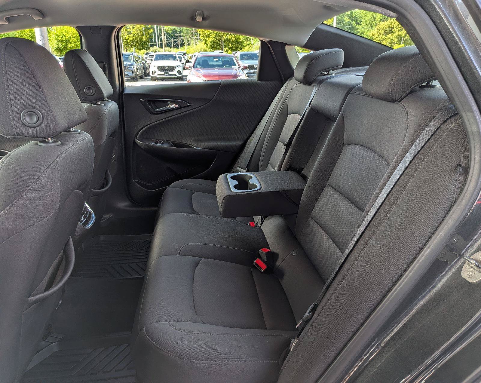 Used 2018 Chevrolet Malibu LT FWD image 22