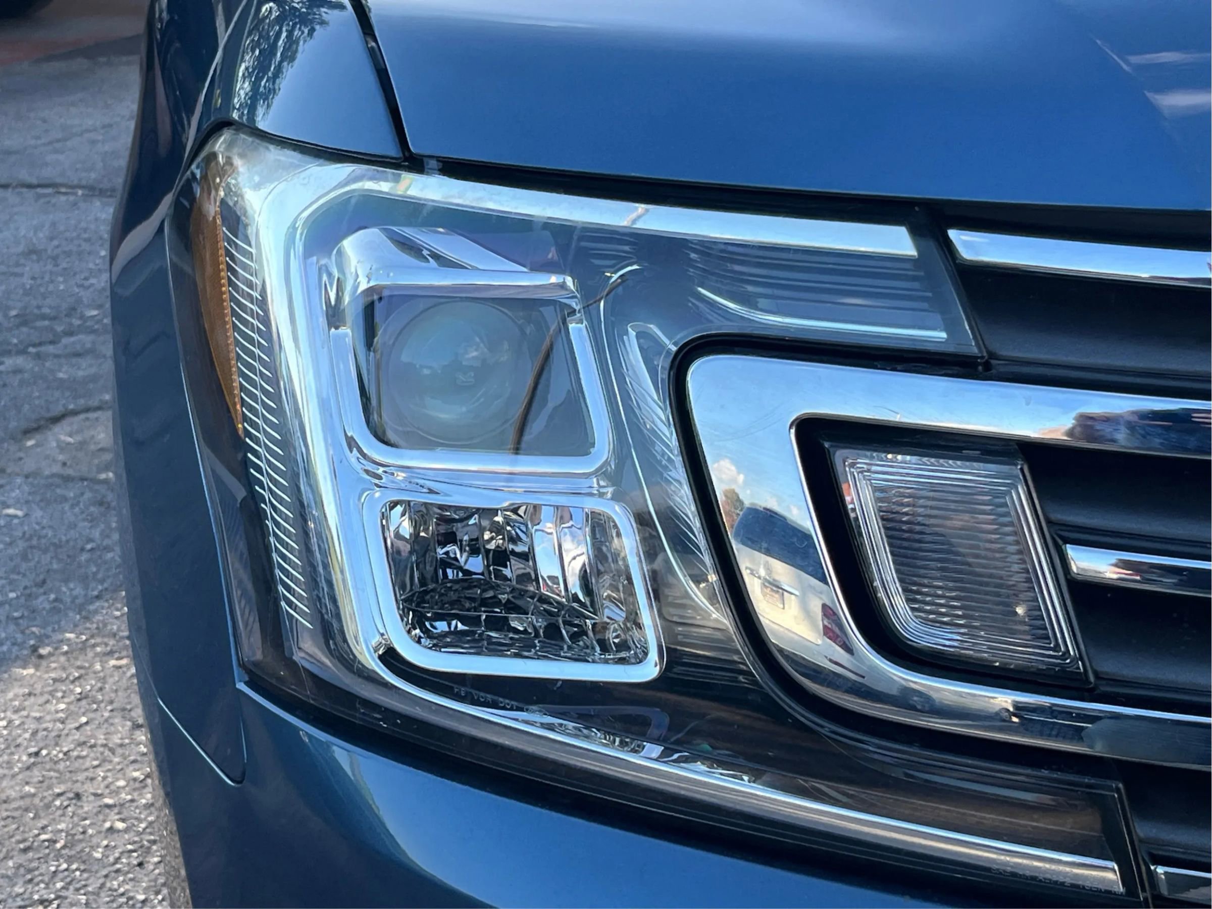 Used 2020 Ford Expedition XLT w/ Equipment Group 202A image 9