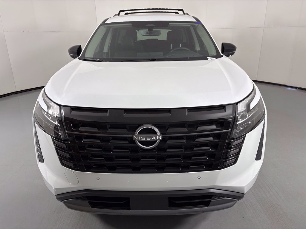 New 2026 Nissan Pathfinder SL FWD image 2