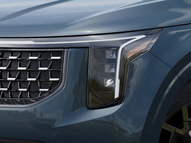 New 2025 Kia Carnival SX w/ SX Dark Edition Package image 10