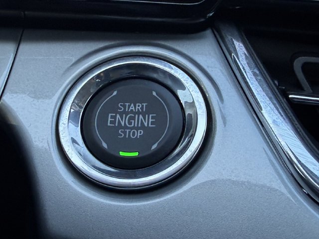 New 2026 Chevrolet Trax LT w/ Sunroof Package FWD image 39
