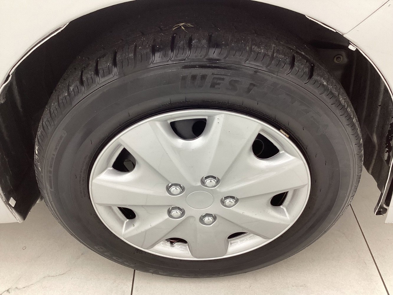 Used 2018 Toyota Corolla L FWD image 43