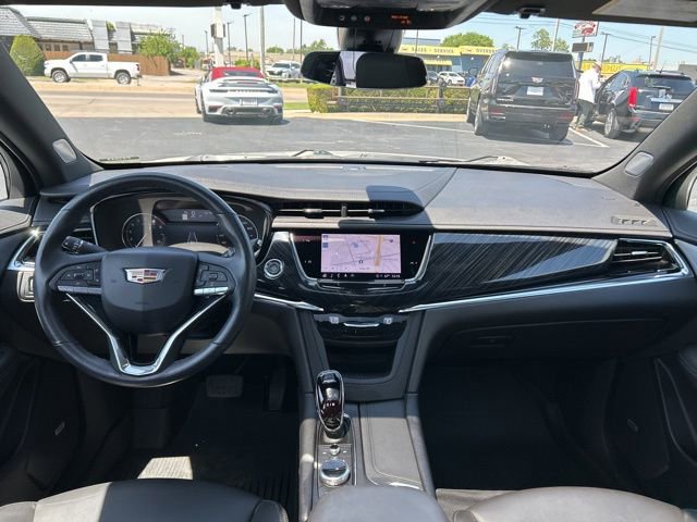 Used 2024 Cadillac XT6 Premium Luxury w/ LPO, Floor Liner Package AWD/4WD image 16