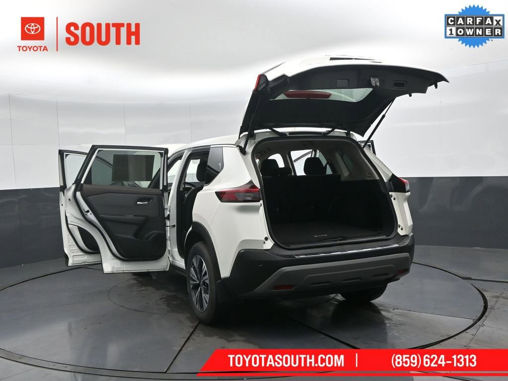 Used 2023 Nissan Rogue SV image 50