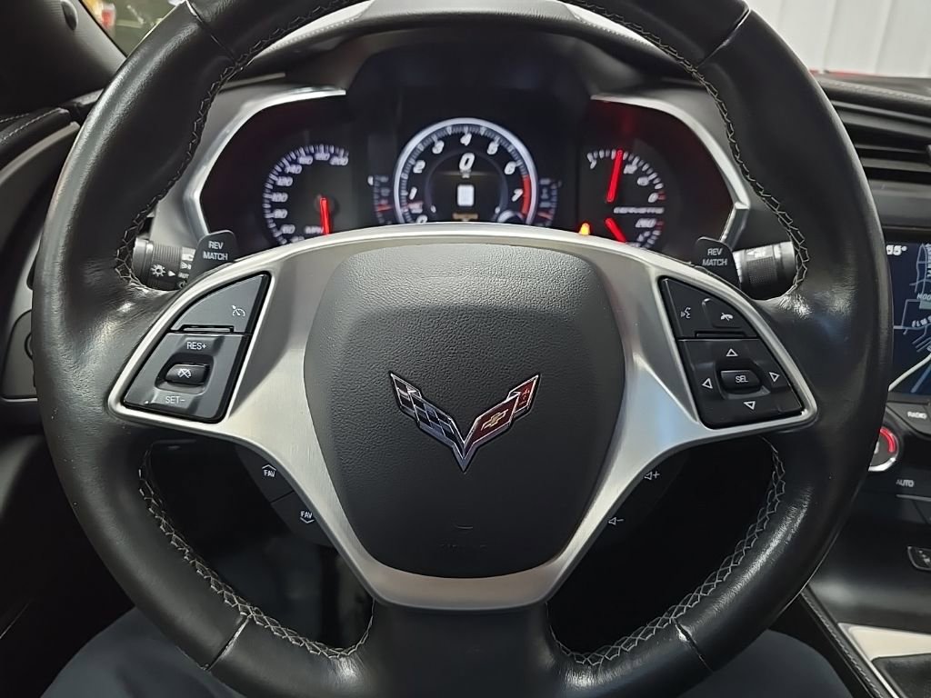 Used 2014 Chevrolet Corvette Stingray Coupe image 21