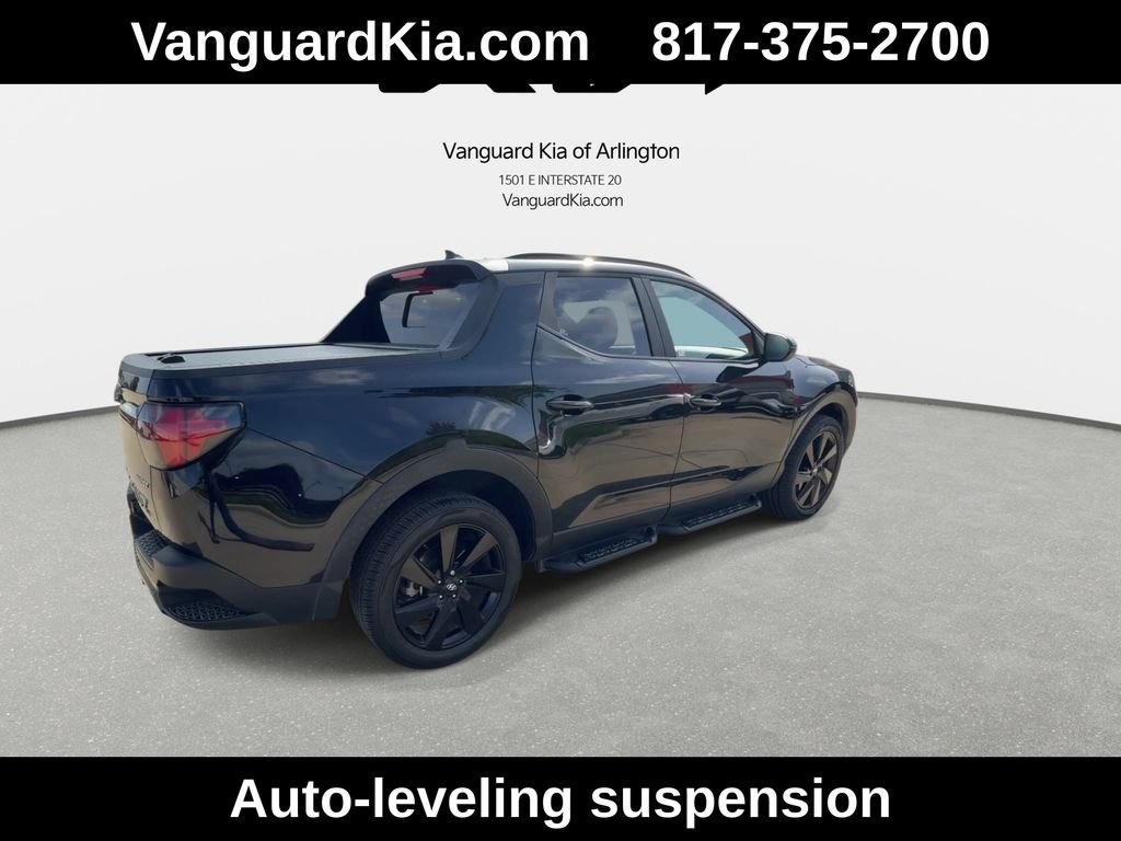Used 2024 Hyundai Santa Cruz Night AWD/4WD image 9