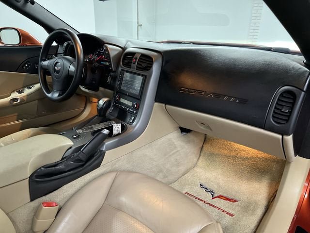 Used 2006 Chevrolet Corvette Convertible w/ Preferred Equipment Group image 24