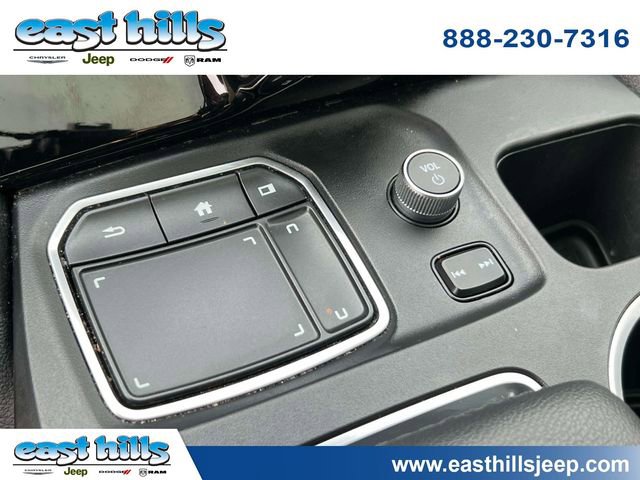 Used 2023 Acura MDX SH-AWD image 37