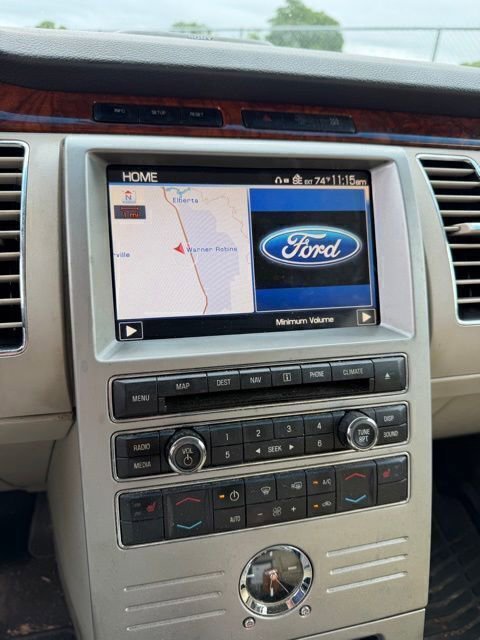 Used 2011 Ford Flex Limited w/ Rapid Spec Order Code FWD image 12