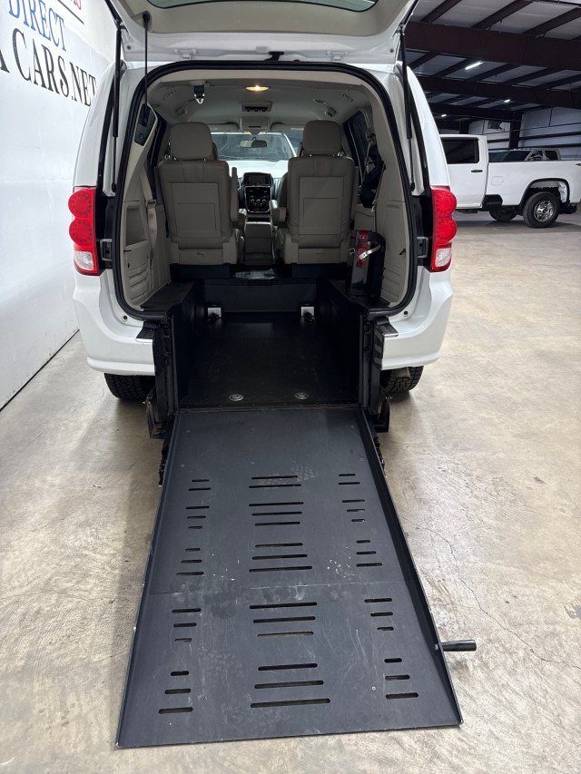 Used 2016 Dodge Grand Caravan SXT