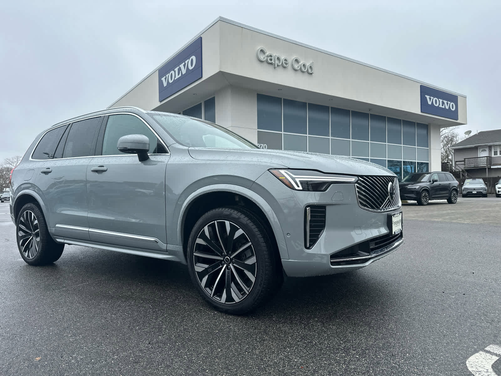 Used 2026 Volvo XC90 B6 Plus w/ Protection Package Premier image 2