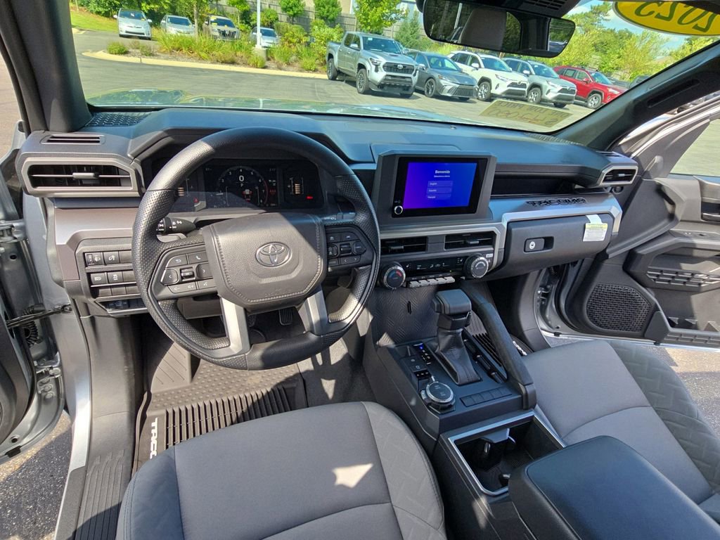 Used 2025 Toyota Tacoma SR5 image 17