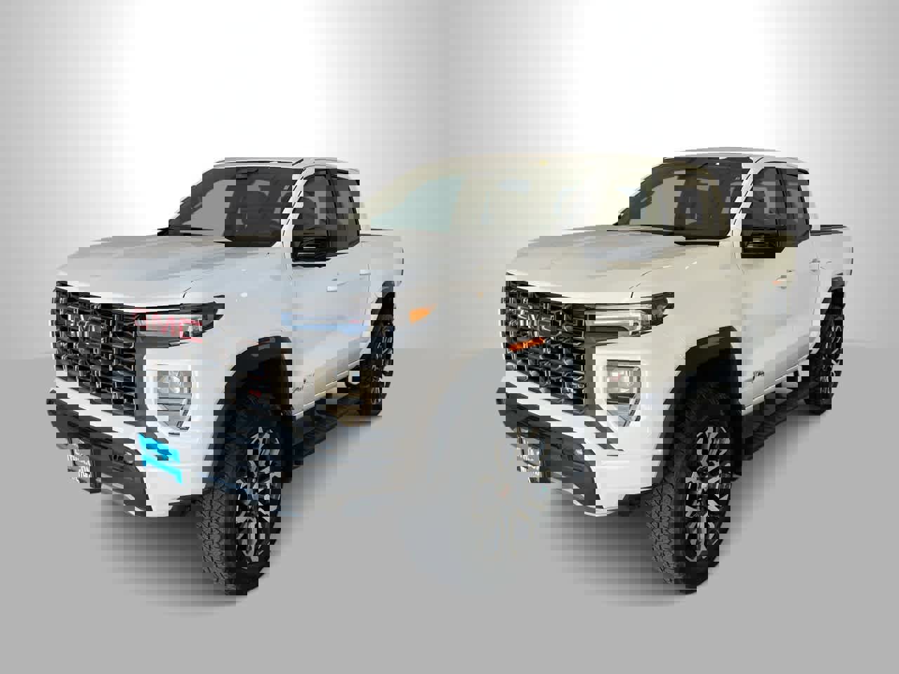 Used 2024 GMC Canyon AT4 w/ AT4 Premium Package AWD/4WD image 1