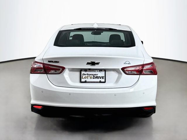 Used 2022 Chevrolet Malibu LT w/ Leather Package FWD image 12