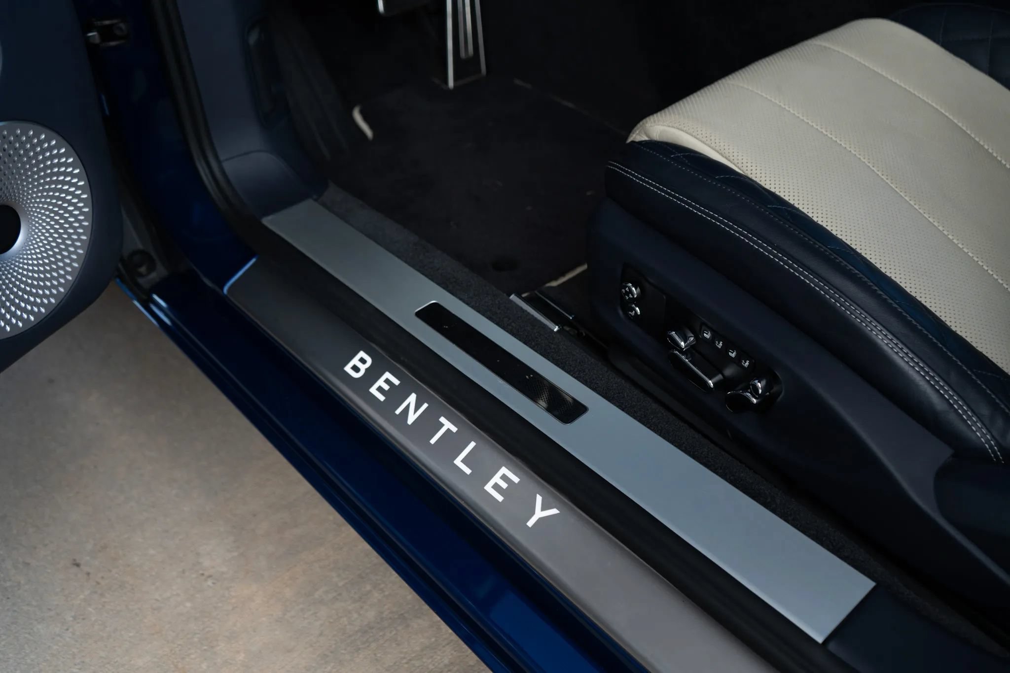 Used 2020 Bentley Continental GT AWD/4WD image 50