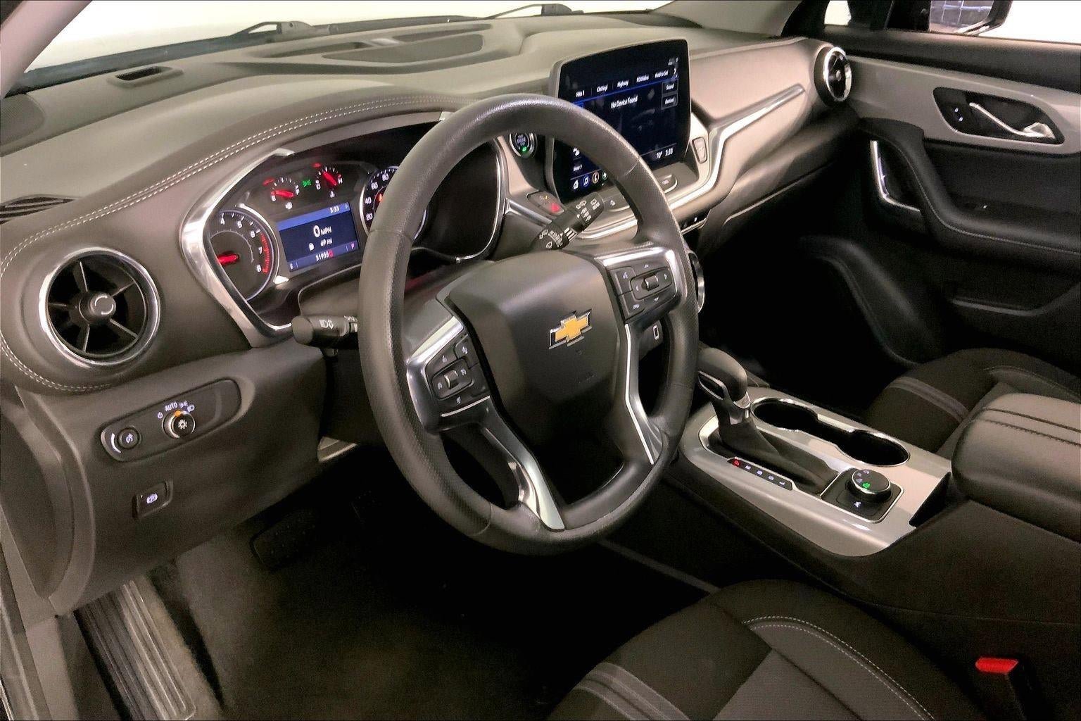Used 2025 Chevrolet Blazer LT AWD/4WD image 14