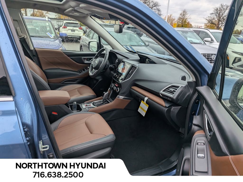 Used 2022 Subaru Forester Touring image 39